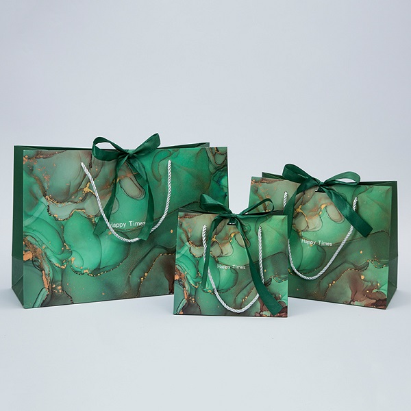 Бумажные пакеты с печатью